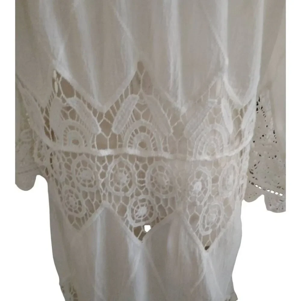 White Lace & Crochet Boho Blouse Size Small